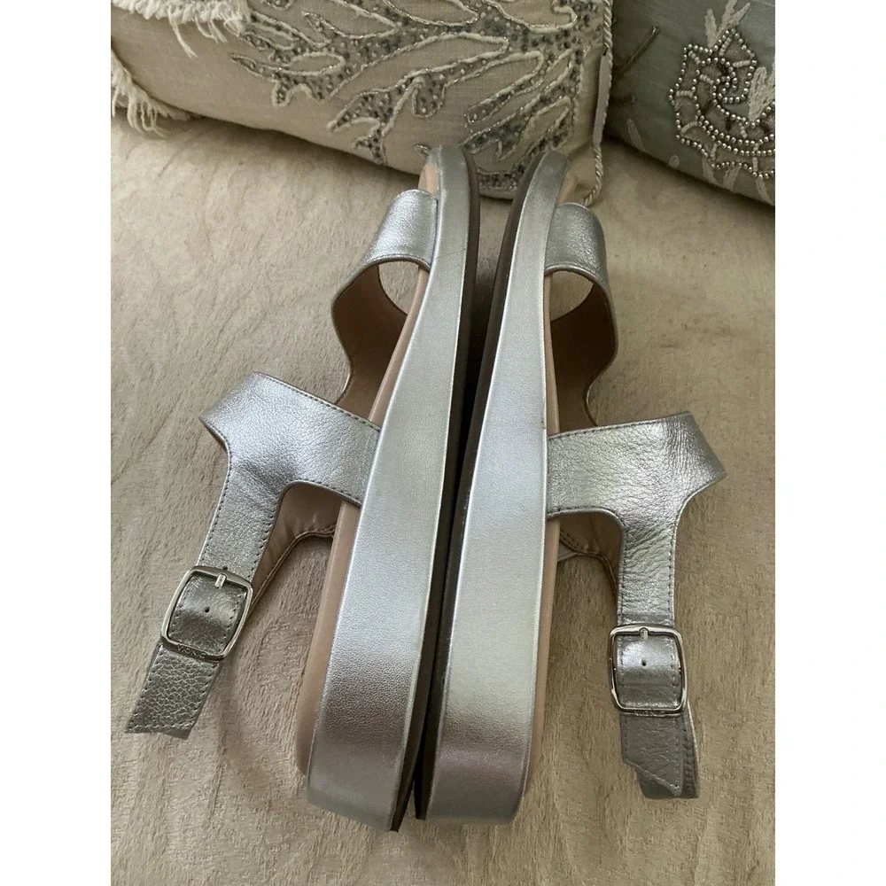 Vionic Women's Madera Slingback Comfort Sandal Silver 9.5 - Picture 4 of 8